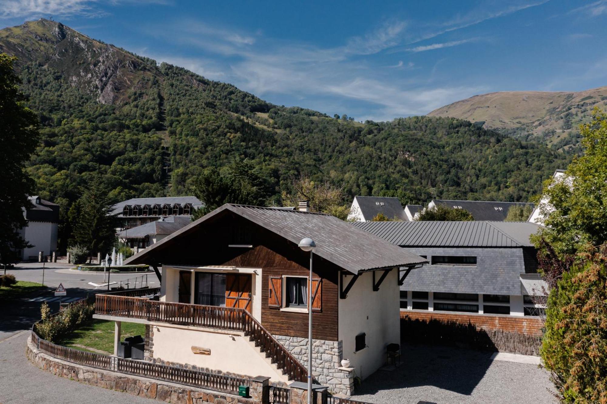 Grand Chalet St-Lary centre 13 à 15 pers Saint-Lary-Soulan Extérieur photo